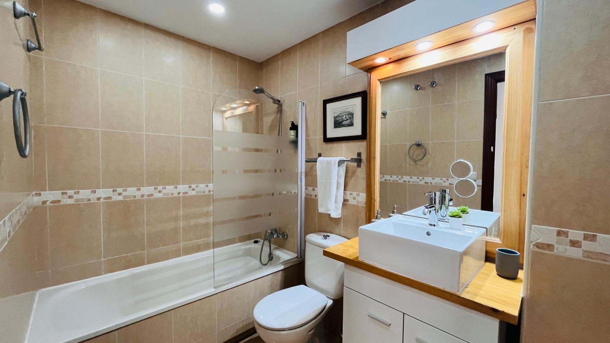 Homely Malaga Atarazanas Екстер'єр фото