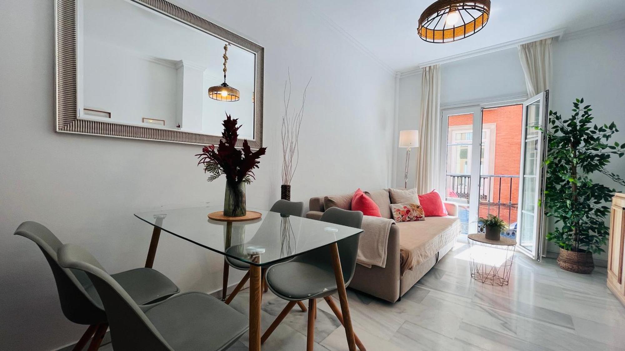 Homely Malaga Atarazanas Екстер'єр фото