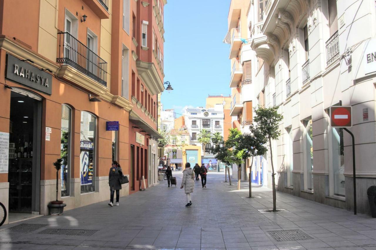 Homely Malaga Atarazanas Екстер'єр фото